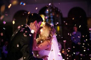 Read more about the article Wedding DJ Hire – What You Should Know